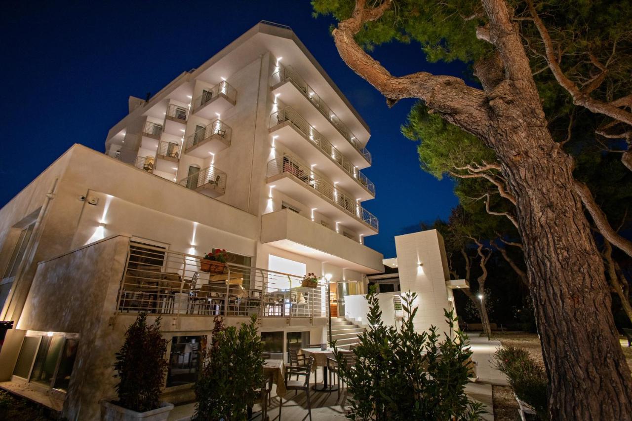 Hotel Velia Grottammare Exterior photo