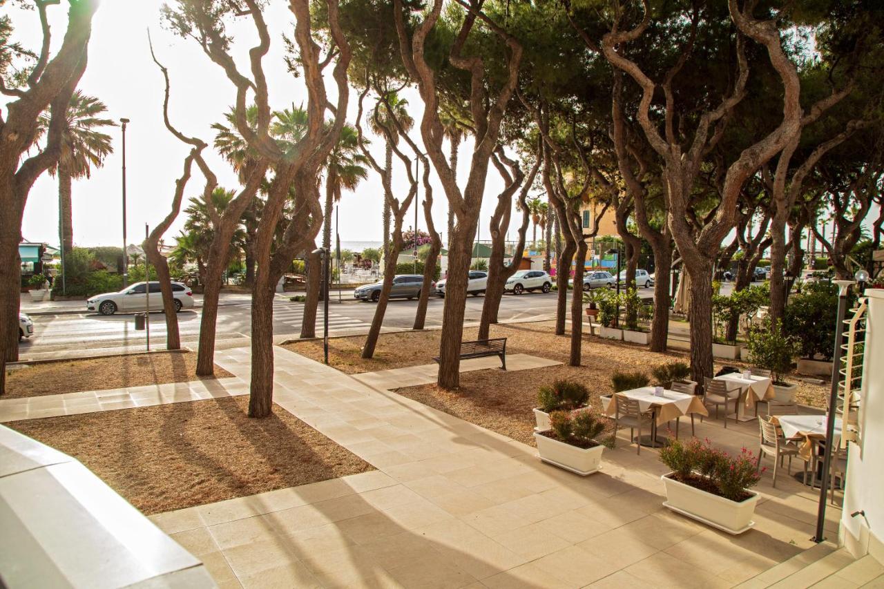 Hotel Velia Grottammare Exterior photo